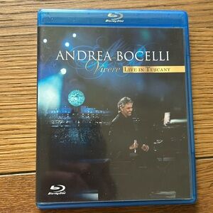 Andrea Bocelli Vivere Live in Tuscany.  Blu-ray Disc.  Pristine condition.